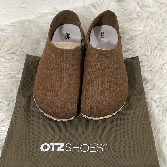 OTZ Shoes 300GMS Linen Unisex Slip On CORKlite Authentic Mocs Size 6 - Picture 1 of 14